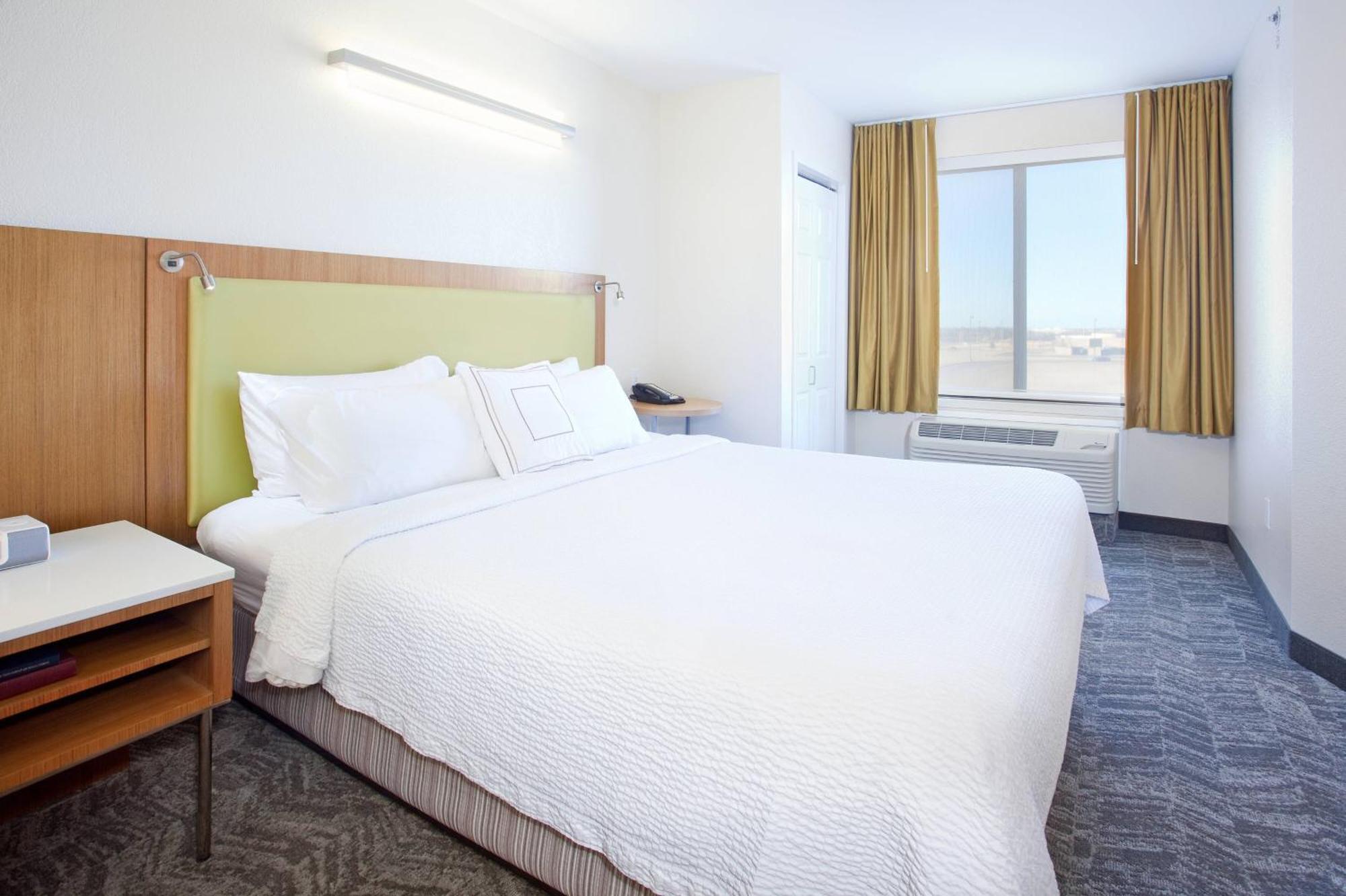Springhill By Marriott East At Plazzio